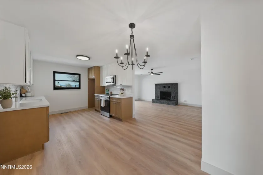 3320 Heights, Reno, Nevada 89503, 3 Bedrooms Bedrooms, ,2 BathroomsBathrooms,Residential,Residential,Heights,260001056