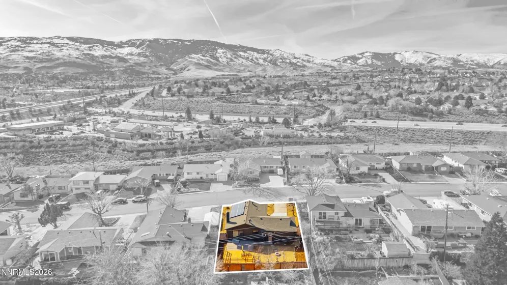 3320 Heights, Reno, Nevada 89503, 3 Bedrooms Bedrooms, ,2 BathroomsBathrooms,Residential,Residential,Heights,260001056