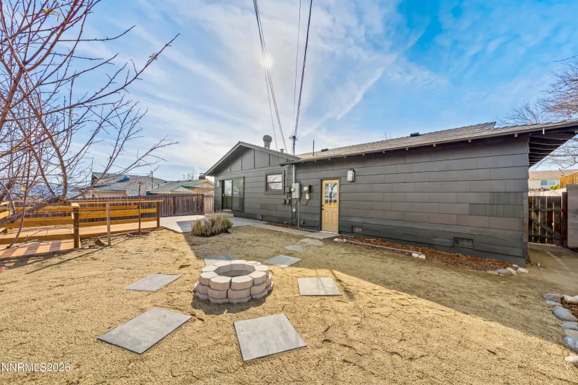 3320 Heights, Reno, Nevada 89503, 3 Bedrooms Bedrooms, ,2 BathroomsBathrooms,Residential,Residential,Heights,260001056