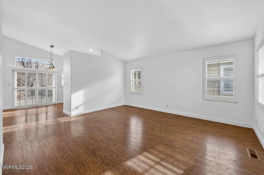 2130 Evergreen Park, Reno, Nevada 89521, 2 Bedrooms Bedrooms, ,2 BathroomsBathrooms,Residential,Residential,Evergreen Park,260001057