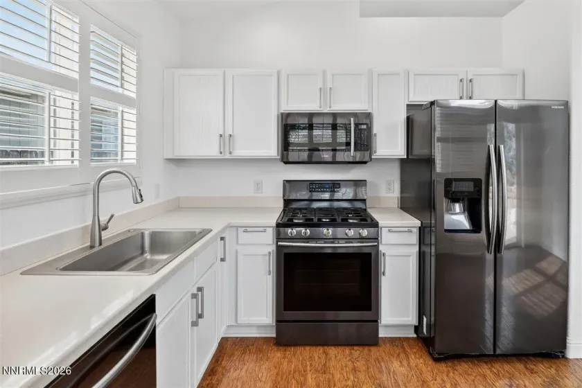 2130 Evergreen Park, Reno, Nevada 89521, 2 Bedrooms Bedrooms, ,2 BathroomsBathrooms,Residential,Residential,Evergreen Park,260001057