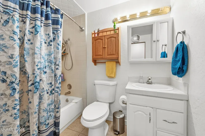 220 Hampton, Carson City, Nevada 89706, 3 Bedrooms Bedrooms, ,2 BathroomsBathrooms,Residential,Residential,Hampton,260001058