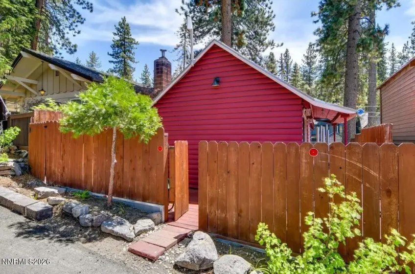 212 Lyons, Zephyr Cove, Nevada 89448, 1 Bedroom Bedrooms, ,1 BathroomBathrooms,Residential,Residential,Lyons,260001059