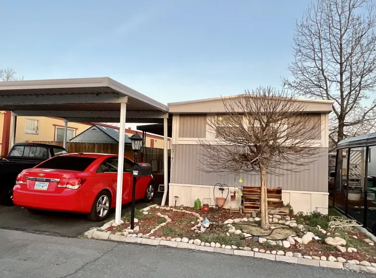 317 Lucky Ln, Reno, Nevada 89502, 2 Bedrooms Bedrooms, 10 Rooms Rooms,1 BathroomBathrooms,Manufactured,Residential,Lucky,260001063