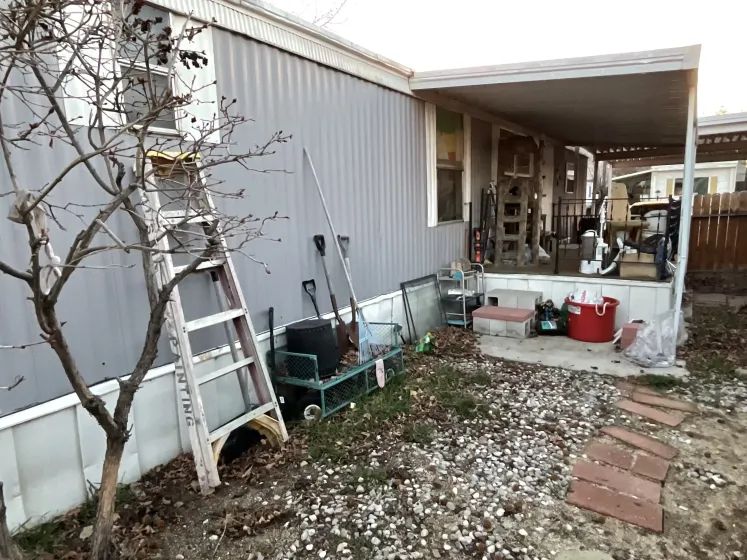 317 Lucky Ln, Reno, Nevada 89502, 2 Bedrooms Bedrooms, 10 Rooms Rooms,1 BathroomBathrooms,Manufactured,Residential,Lucky,260001063