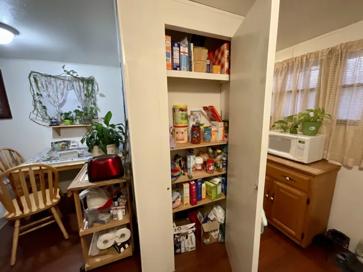 317 Lucky Ln, Reno, Nevada 89502, 2 Bedrooms Bedrooms, 10 Rooms Rooms,1 BathroomBathrooms,Manufactured,Residential,Lucky,260001063