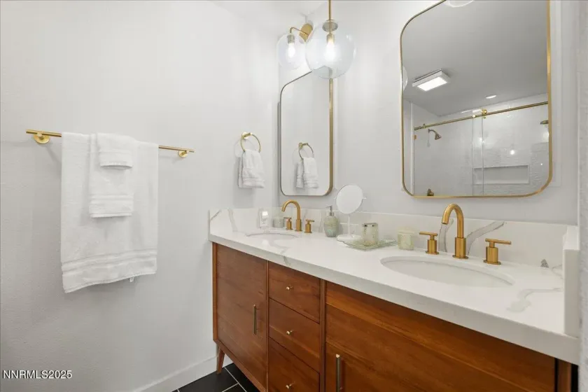 8101 Leroy, Reno, Nevada 89523, 5 Bedrooms Bedrooms, ,4 BathroomsBathrooms,Residential,Residential,Leroy,260001065