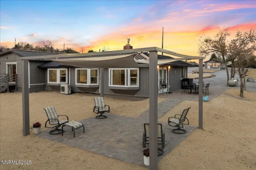 8101 Leroy, Reno, Nevada 89523, 5 Bedrooms Bedrooms, ,4 BathroomsBathrooms,Residential,Residential,Leroy,260001065