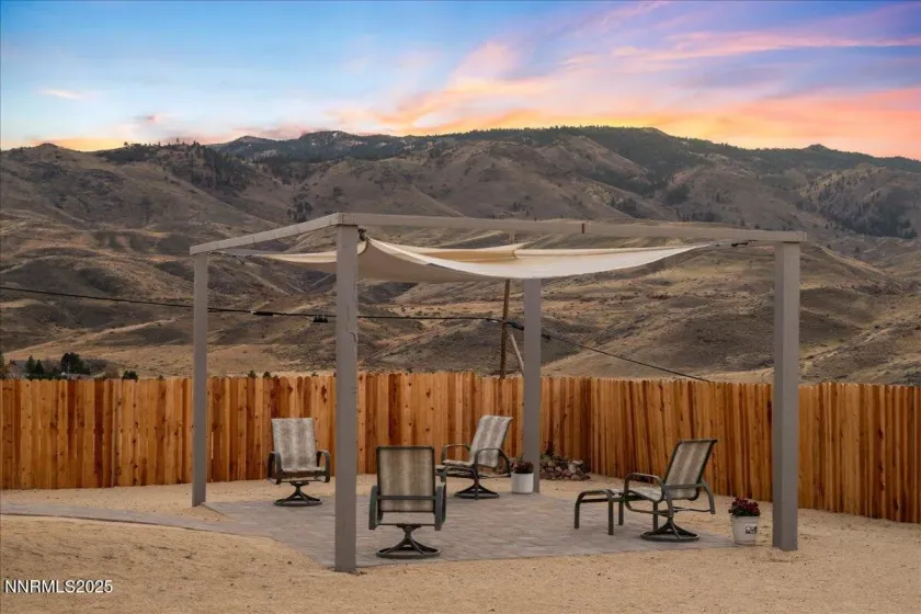 8101 Leroy, Reno, Nevada 89523, 5 Bedrooms Bedrooms, ,4 BathroomsBathrooms,Residential,Residential,Leroy,260001065