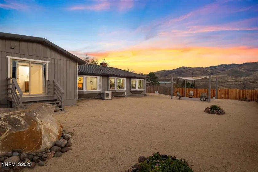 8101 Leroy, Reno, Nevada 89523, 5 Bedrooms Bedrooms, ,4 BathroomsBathrooms,Residential,Residential,Leroy,260001065