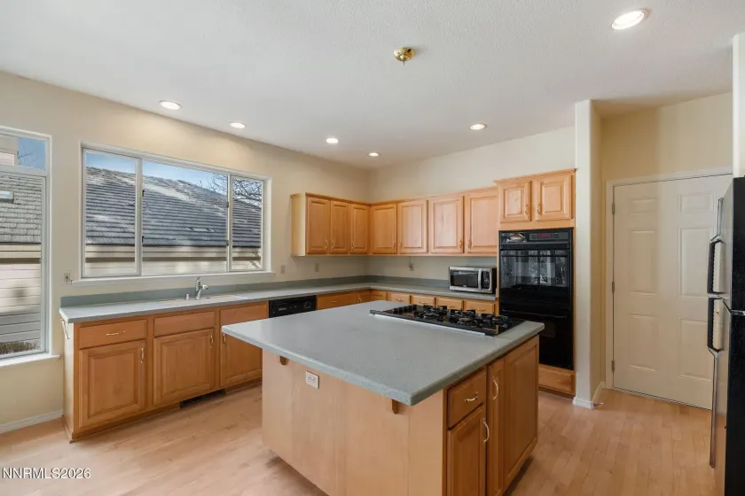 4005 Nemaha Creek, Reno, Nevada 89519, 2 Bedrooms Bedrooms, ,2 BathroomsBathrooms,Residential,Residential,Nemaha Creek,260001066