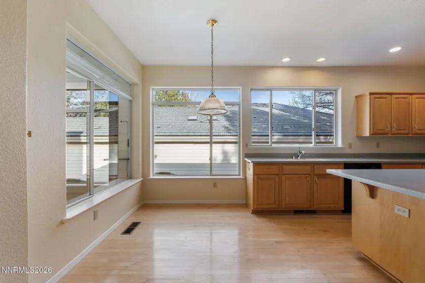 4005 Nemaha Creek, Reno, Nevada 89519, 2 Bedrooms Bedrooms, ,2 BathroomsBathrooms,Residential,Residential,Nemaha Creek,260001066