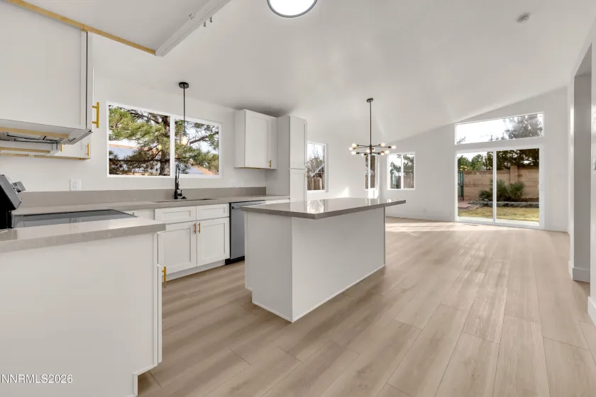 6790 Sandia, Reno, Nevada 89523, 3 Bedrooms Bedrooms, ,2 BathroomsBathrooms,Residential,Residential,Sandia,260001067