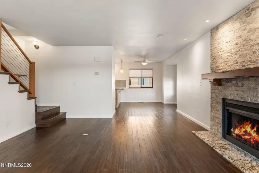 2875 Idlewild, Reno, Nevada 89509, 2 Bedrooms Bedrooms, ,3 BathroomsBathrooms,Residential,Residential,Idlewild,260001068