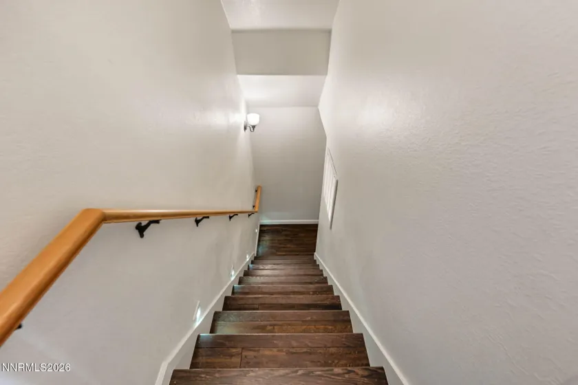 2875 Idlewild, Reno, Nevada 89509, 2 Bedrooms Bedrooms, ,3 BathroomsBathrooms,Residential,Residential,Idlewild,260001068