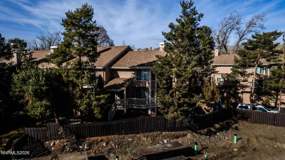 2875 Idlewild, Reno, Nevada 89509, 2 Bedrooms Bedrooms, ,3 BathroomsBathrooms,Residential,Residential,Idlewild,260001068