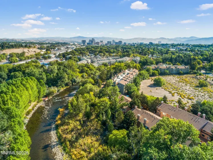 2875 Idlewild, Reno, Nevada 89509, 2 Bedrooms Bedrooms, ,3 BathroomsBathrooms,Residential,Residential,Idlewild,260001068