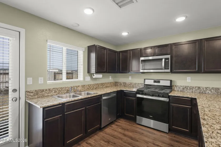 7709 Sandy Vly, Reno, Nevada 89506, 3 Bedrooms Bedrooms, ,2 BathroomsBathrooms,Residential,Residential,Sandy Vly,260001075