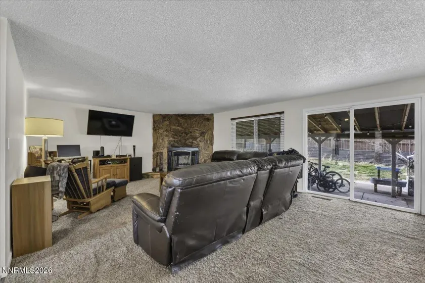 8290 Mohawk, Reno, Nevada 89506, 3 Bedrooms Bedrooms, ,2 BathroomsBathrooms,Residential,Residential,Mohawk,260001081