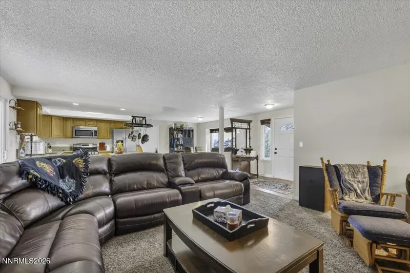 8290 Mohawk, Reno, Nevada 89506, 3 Bedrooms Bedrooms, ,2 BathroomsBathrooms,Residential,Residential,Mohawk,260001081