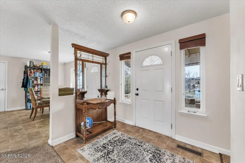 8290 Mohawk, Reno, Nevada 89506, 3 Bedrooms Bedrooms, ,2 BathroomsBathrooms,Residential,Residential,Mohawk,260001081