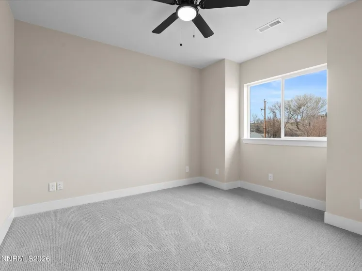 3592 Oakridge, Sparks, Nevada 89436, 4 Bedrooms Bedrooms, ,3 BathroomsBathrooms,Residential,Residential,Oakridge,260001088