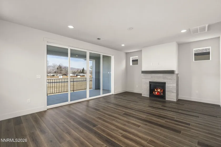 1284 Grove, Carson City, Nevada 89701, 4 Bedrooms Bedrooms, ,4 BathroomsBathrooms,Residential,Residential,Grove,260001091