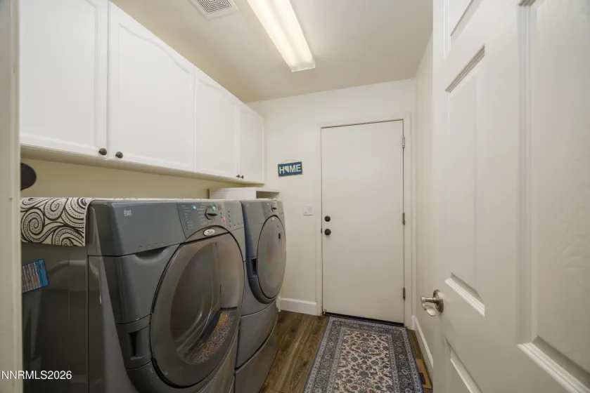 5530 Spandrell, Sparks, Nevada 89436, 4 Bedrooms Bedrooms, ,3 BathroomsBathrooms,Residential,Residential,Spandrell,260001090