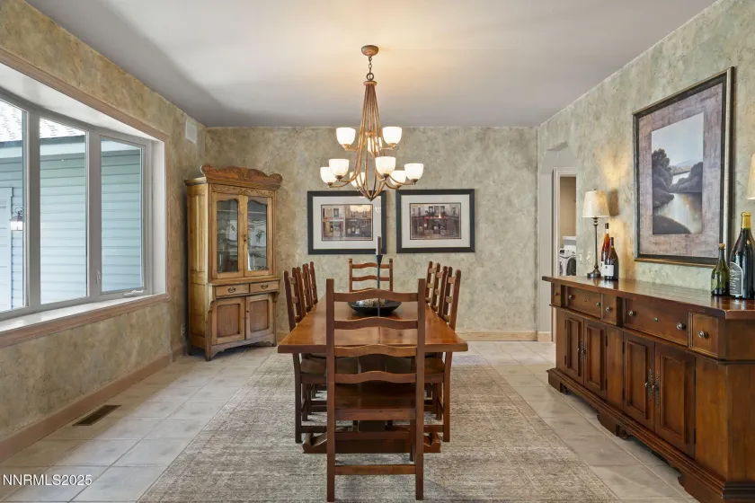 1690 Green Ash, Reno, Nevada 89511, 3 Bedrooms Bedrooms, ,4 BathroomsBathrooms,Residential,Residential,Green Ash,260001092