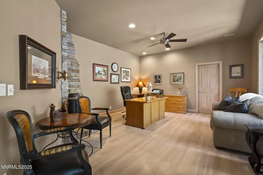 1690 Green Ash, Reno, Nevada 89511, 3 Bedrooms Bedrooms, ,4 BathroomsBathrooms,Residential,Residential,Green Ash,260001092