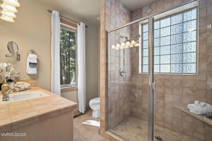 1690 Green Ash, Reno, Nevada 89511, 3 Bedrooms Bedrooms, ,4 BathroomsBathrooms,Residential,Residential,Green Ash,260001092