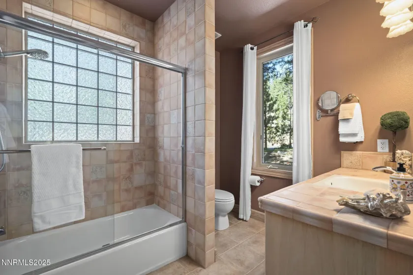 1690 Green Ash, Reno, Nevada 89511, 3 Bedrooms Bedrooms, ,4 BathroomsBathrooms,Residential,Residential,Green Ash,260001092