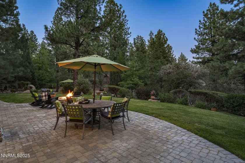 1690 Green Ash, Reno, Nevada 89511, 3 Bedrooms Bedrooms, ,4 BathroomsBathrooms,Residential,Residential,Green Ash,260001092