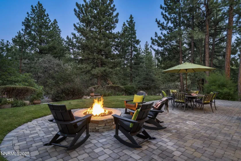 1690 Green Ash, Reno, Nevada 89511, 3 Bedrooms Bedrooms, ,4 BathroomsBathrooms,Residential,Residential,Green Ash,260001092