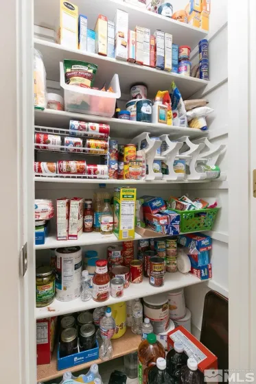 930 Edgewater, Fallon, Nevada 89406, 4 Bedrooms Bedrooms, ,2 BathroomsBathrooms,Residential,Residential,Edgewater,250005792