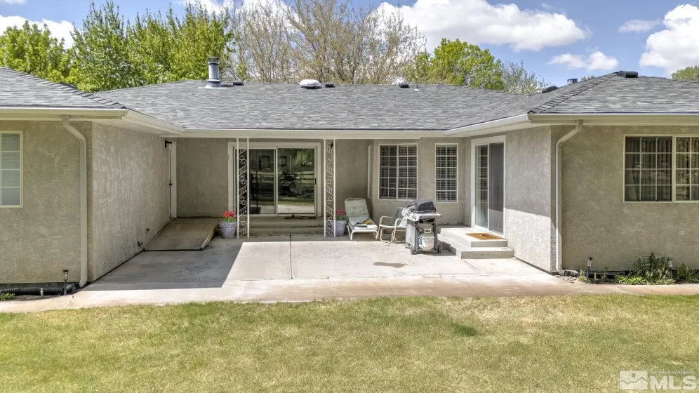 930 Edgewater, Fallon, Nevada 89406, 4 Bedrooms Bedrooms, ,2 BathroomsBathrooms,Residential,Residential,Edgewater,250005792