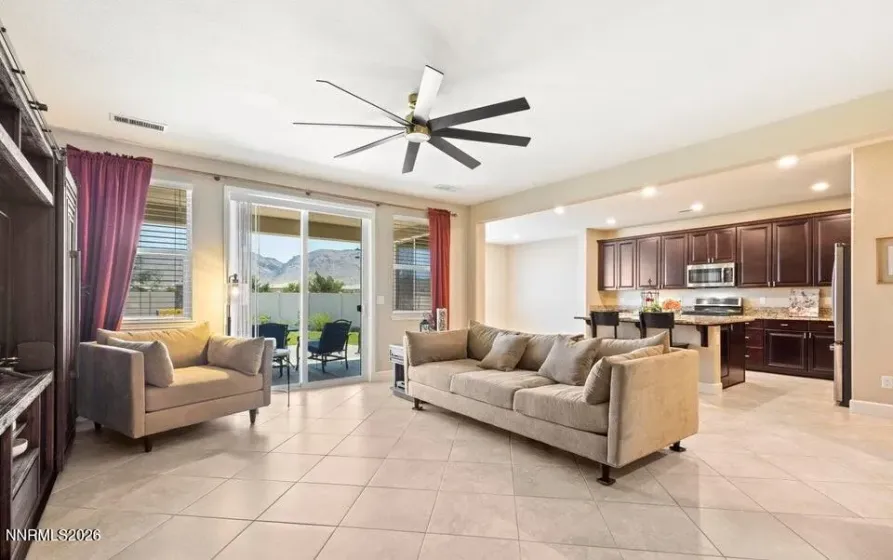 10460 Mott, Reno, Nevada 89521, 4 Bedrooms Bedrooms, ,4 BathroomsBathrooms,Residential,Residential,Mott,260001094