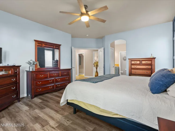 1357 Horse Creek, Fernley, Nevada 89408, 4 Bedrooms Bedrooms, ,3 BathroomsBathrooms,Residential,Residential,Horse Creek,250055057