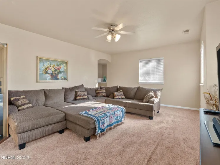 1357 Horse Creek, Fernley, Nevada 89408, 4 Bedrooms Bedrooms, ,3 BathroomsBathrooms,Residential,Residential,Horse Creek,250055057