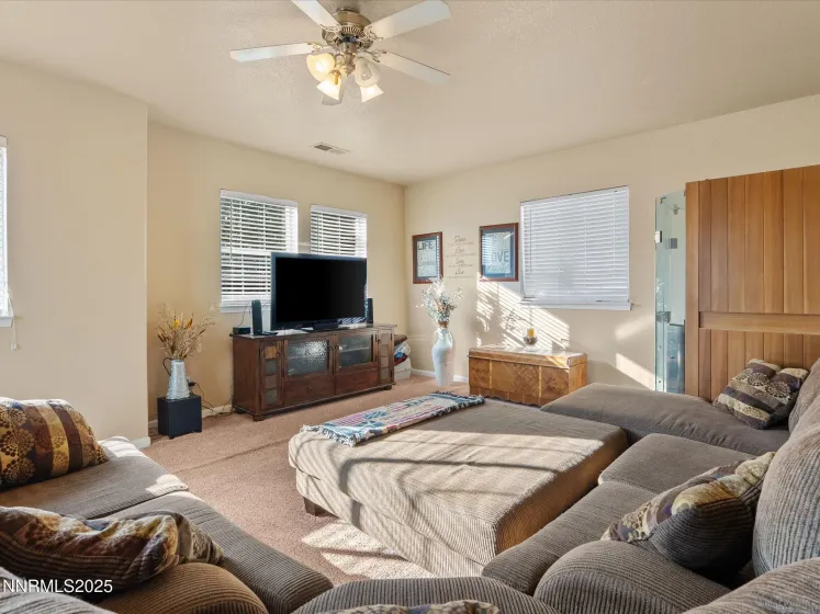 1357 Horse Creek, Fernley, Nevada 89408, 4 Bedrooms Bedrooms, ,3 BathroomsBathrooms,Residential,Residential,Horse Creek,250055057