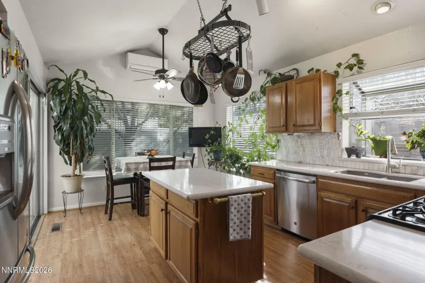 3348 Current, Reno, Nevada 89509, 3 Bedrooms Bedrooms, ,2 BathroomsBathrooms,Residential,Residential,Current,260001102