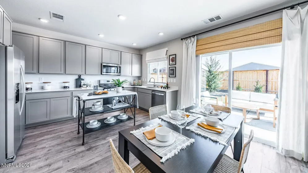 7539 Editor, Reno, Nevada 89506, 3 Bedrooms Bedrooms, ,3 BathroomsBathrooms,Residential,Residential,Editor,260001107