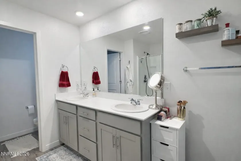 641 Pleasant Vista, Reno, Nevada 89506, 3 Bedrooms Bedrooms, ,3 BathroomsBathrooms,Residential,Residential,Pleasant Vista,260001110