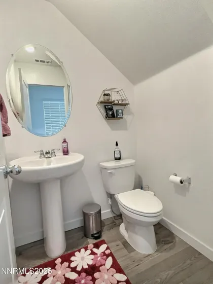 641 Pleasant Vista, Reno, Nevada 89506, 3 Bedrooms Bedrooms, ,3 BathroomsBathrooms,Residential,Residential,Pleasant Vista,260001110