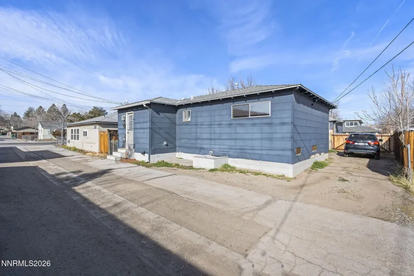 1947 G, Sparks, Nevada 89431, ,Residential Income,Residential,G,260001109