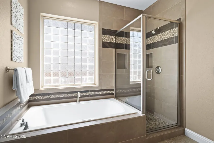 5365 Ebbetts Pass, Sparks, Nevada 89436, 4 Bedrooms Bedrooms, ,3 BathroomsBathrooms,Residential,Residential,Ebbetts Pass,250053952