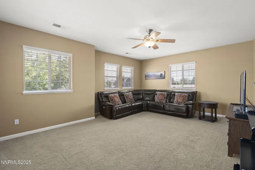 5365 Ebbetts Pass, Sparks, Nevada 89436, 4 Bedrooms Bedrooms, ,3 BathroomsBathrooms,Residential,Residential,Ebbetts Pass,250053952