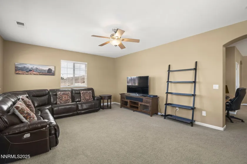 5365 Ebbetts Pass, Sparks, Nevada 89436, 4 Bedrooms Bedrooms, ,3 BathroomsBathrooms,Residential,Residential,Ebbetts Pass,250053952