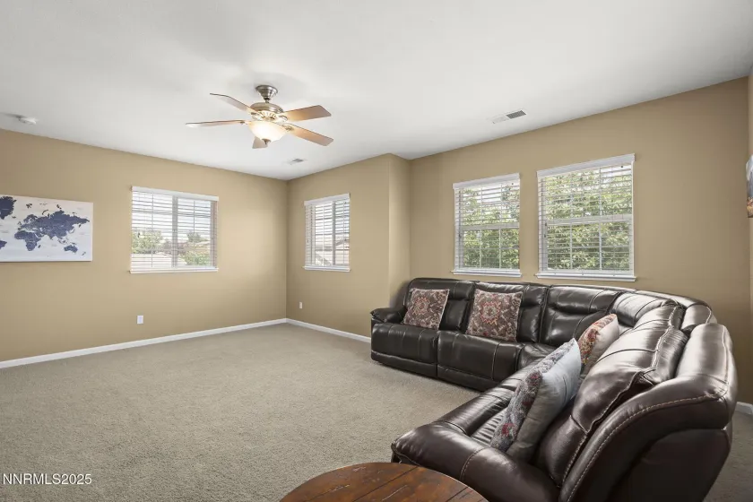 5365 Ebbetts Pass, Sparks, Nevada 89436, 4 Bedrooms Bedrooms, ,3 BathroomsBathrooms,Residential,Residential,Ebbetts Pass,250053952