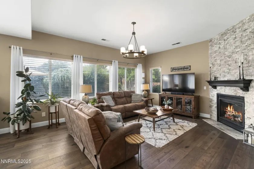 5365 Ebbetts Pass, Sparks, Nevada 89436, 4 Bedrooms Bedrooms, ,3 BathroomsBathrooms,Residential,Residential,Ebbetts Pass,250053952